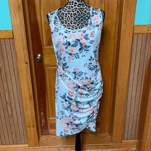 Floral maternity dress